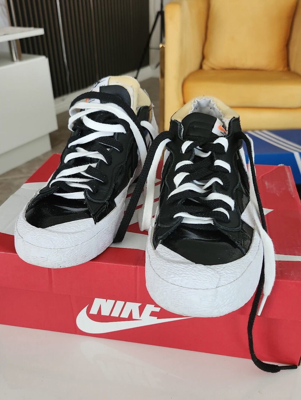 sacai x Nike Blazer Low 'Black And White Patent 2021 Release